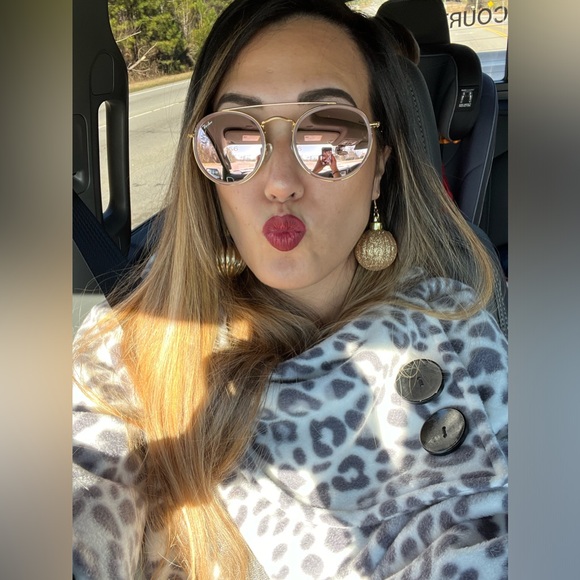 🖤leopard print fleece cape🖤 - Picture 4 of 4